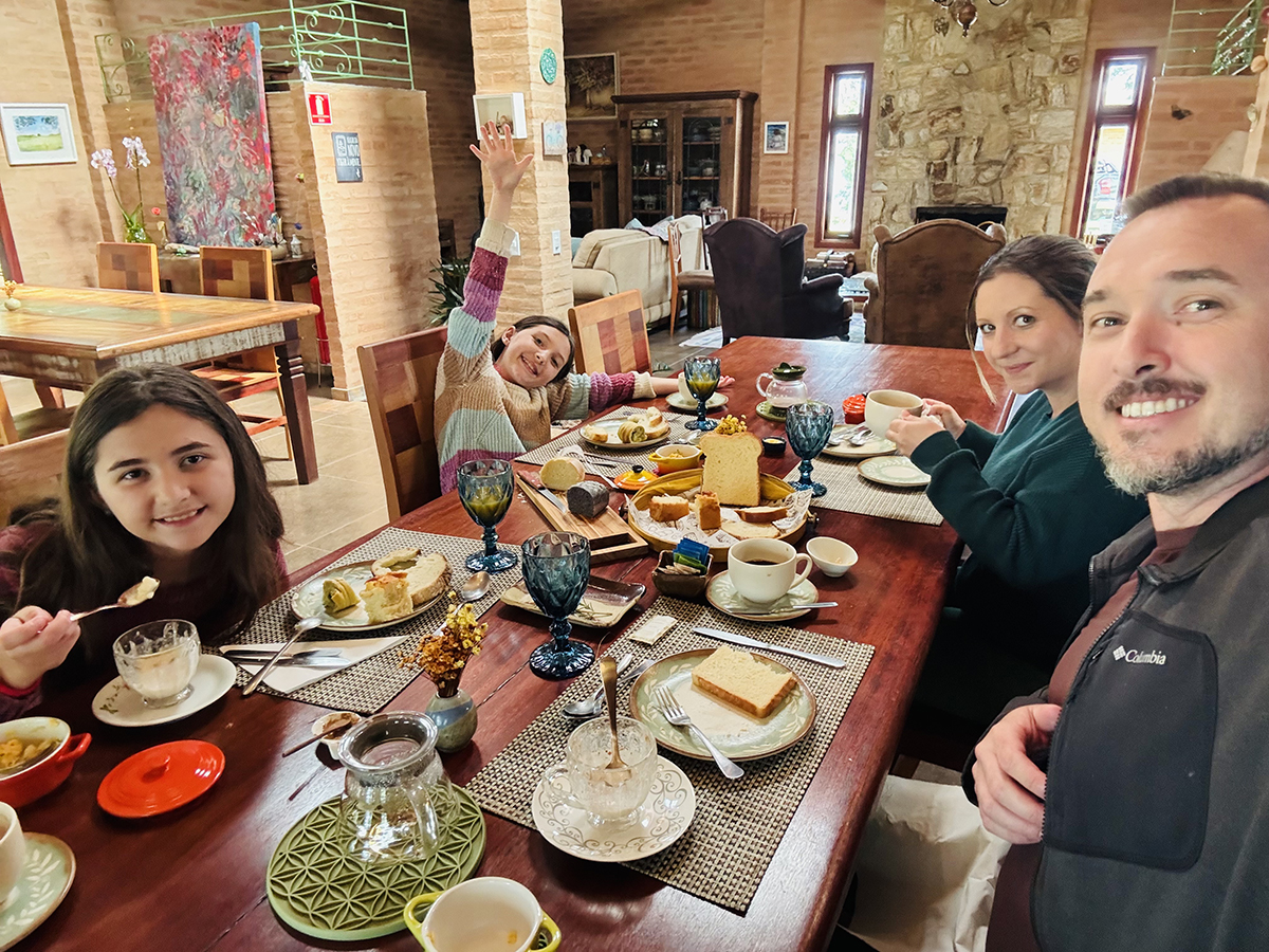 A family eating breakfast